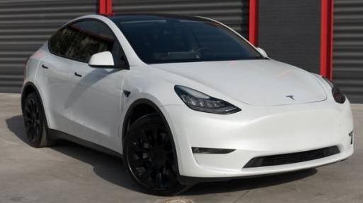 TESLA MODEL Y 2022 7SAYGAEE2NF421495 image